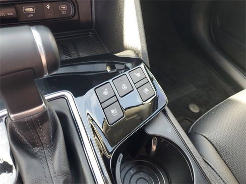 Certified 2024 Kia Sportage SX image 33