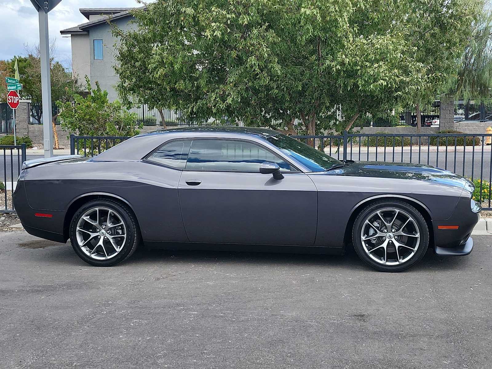 Used 2022 Dodge Challenger GT w/ Driver Convenience Group RWD image 9