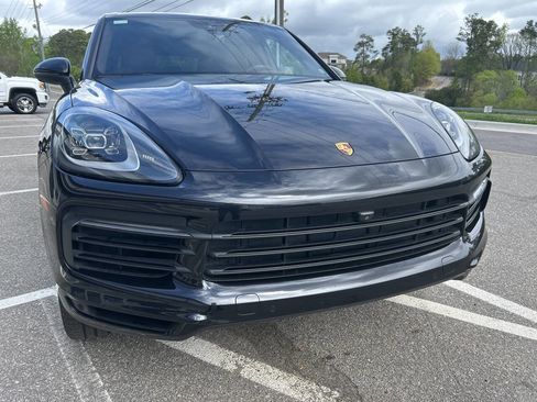Used 2019 Porsche Cayenne AWD/4WD image 4