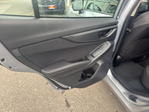 Used 2022 Subaru Impreza 2.0i image 10