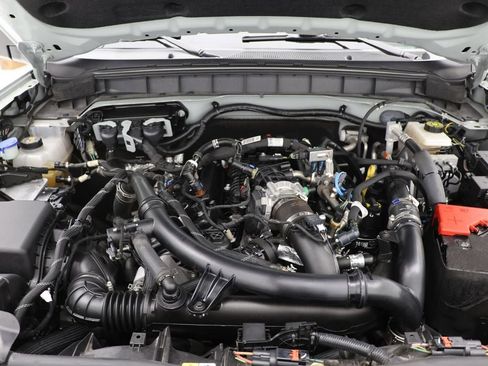 Used 2022 Ford Bronco Wildtrak image 32