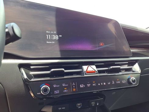 Used 2023 Kia Niro Wind FWD image 17