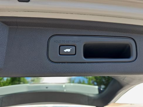Certified 2023 Honda Odyssey Sport image 30