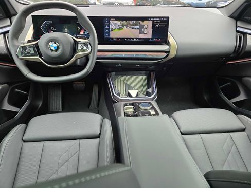 Used 2025 BMW X3 xDrive30i w/ Premium Package AWD/4WD image 18