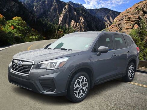 Used 2020 Subaru Forester Premium image 5