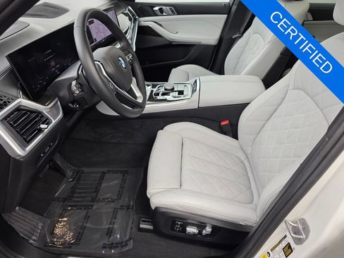 Used 2024 BMW X5 sDrive40i w/ Premium Package RWD image 9