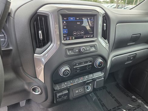 Used 2023 Chevrolet Silverado 1500 Custom RWD image 24