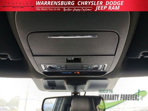 Used 2025 Ford F150 Lariat w/ Equipment Group 502A High AWD/4WD image 27