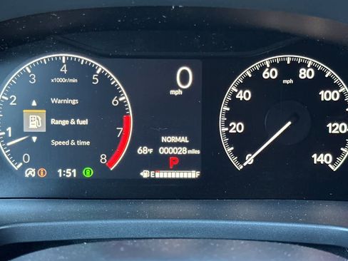 Certified 2025 Honda Pilot Touring image 31