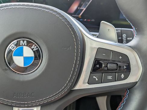 Used 2023 BMW X7 M60i w/ Executive Package image 20