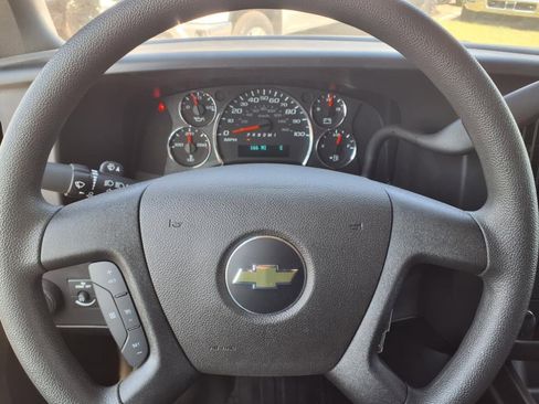 New 2024 Chevrolet Express 2500 Extended w/ Driver Convenience Package image 19