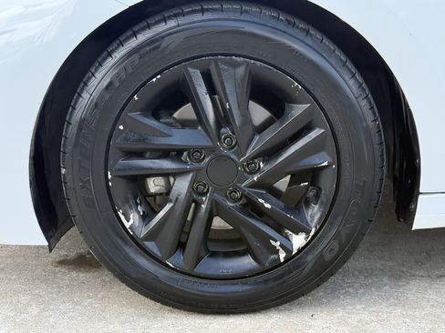 Used 2020 Hyundai Elantra Value Edition w/ Cargo Package (C1) FWD image 13