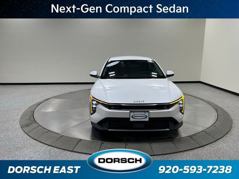 New 2026 Kia K4 EX FWD image 2