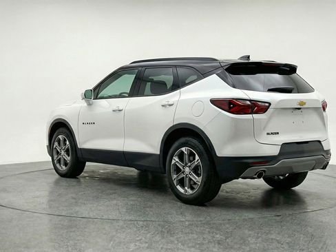 Used 2025 Chevrolet Blazer LT image 6