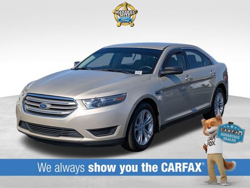 Used 2017 Ford Taurus SE image 1