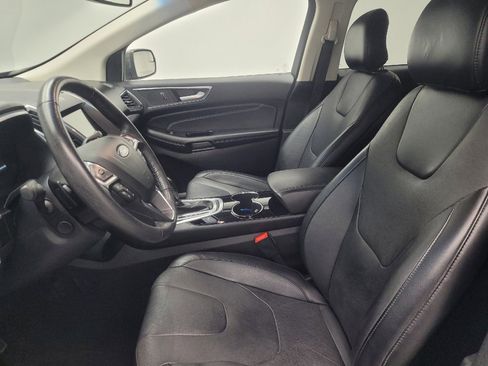 Used 2018 Ford Edge Titanium w/ Equipment Group 301A image 17