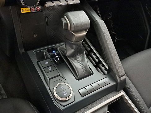 Used 2024 Toyota Tacoma SR5 image 30