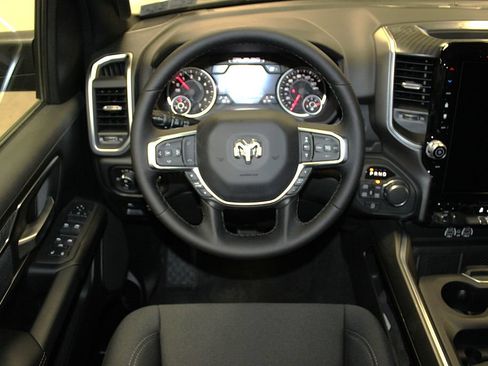 New 2026 RAM 1500 Big Horn AWD/4WD image 12