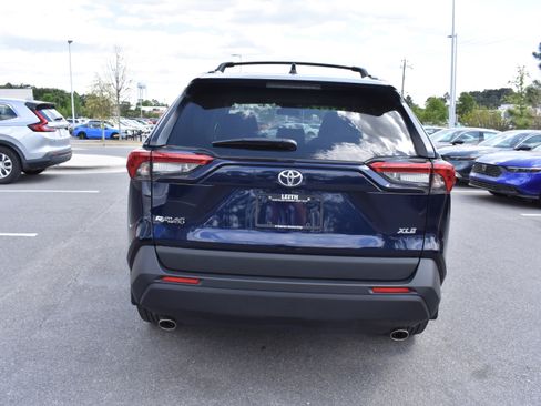 Used 2025 Toyota RAV4 XLE Premium FWD image 8