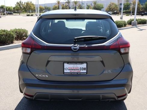 New 2025 Nissan Kicks Play S image 5