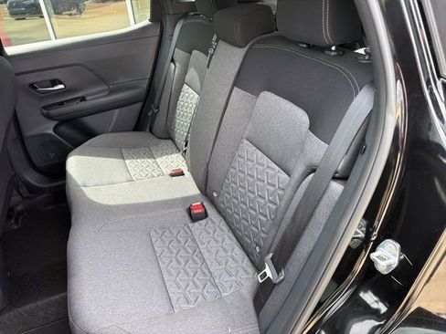 Certified 2025 Nissan Kicks SV image 19