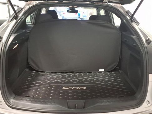 Used 2019 Toyota C-HR XLE image 22