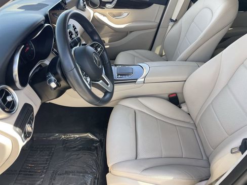 Used 2021 Mercedes-Benz GLC 300 image 18
