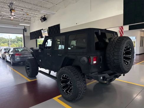 Used 2020 Jeep Wrangler Unlimited Sport S AWD/4WD image 5