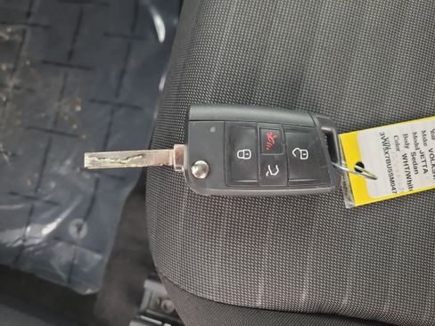 Used 2025 Volkswagen Jetta S image 28