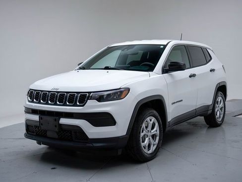 Used 2024 Jeep Compass Sport image 1