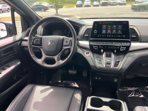 Used 2025 Honda Odyssey Sport-L image 15