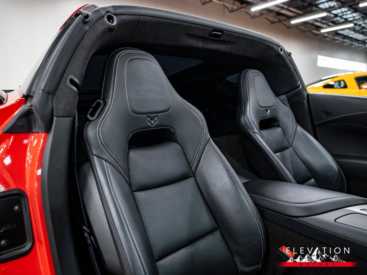 Used 2015 Chevrolet Corvette Z06 w/ 3LZ Preferred Equipment Group RWD image 12