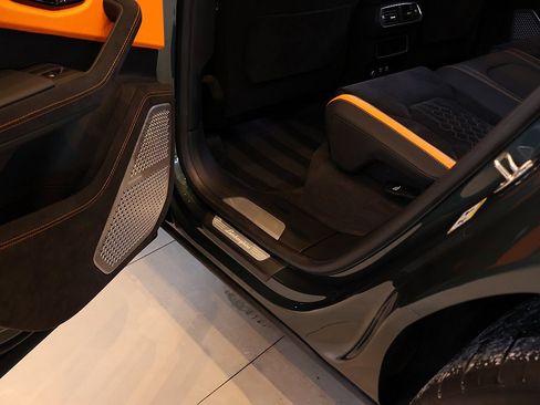 Used 2023 Lamborghini Urus S image 63