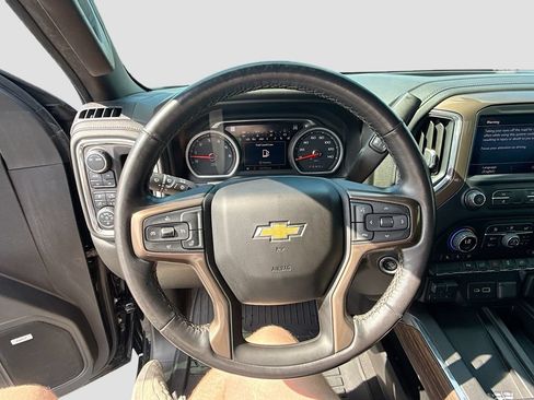 Used 2022 Chevrolet Silverado 3500 High Country AWD/4WD image 12