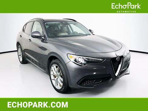 Used 2018 Alfa Romeo Stelvio Sport w/ Quick Order Package 22J Sport AWD/4WD image 1