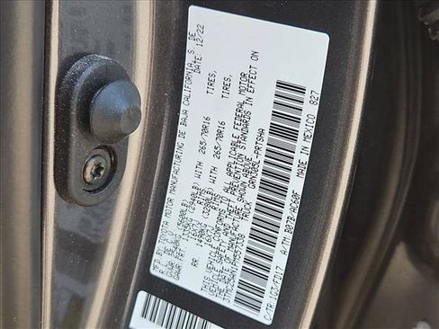 Certified 2023 Toyota Tacoma TRD Off-Road AWD/4WD image 18