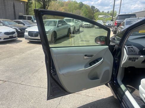 Used 2013 Toyota Prius Two FWD image 8