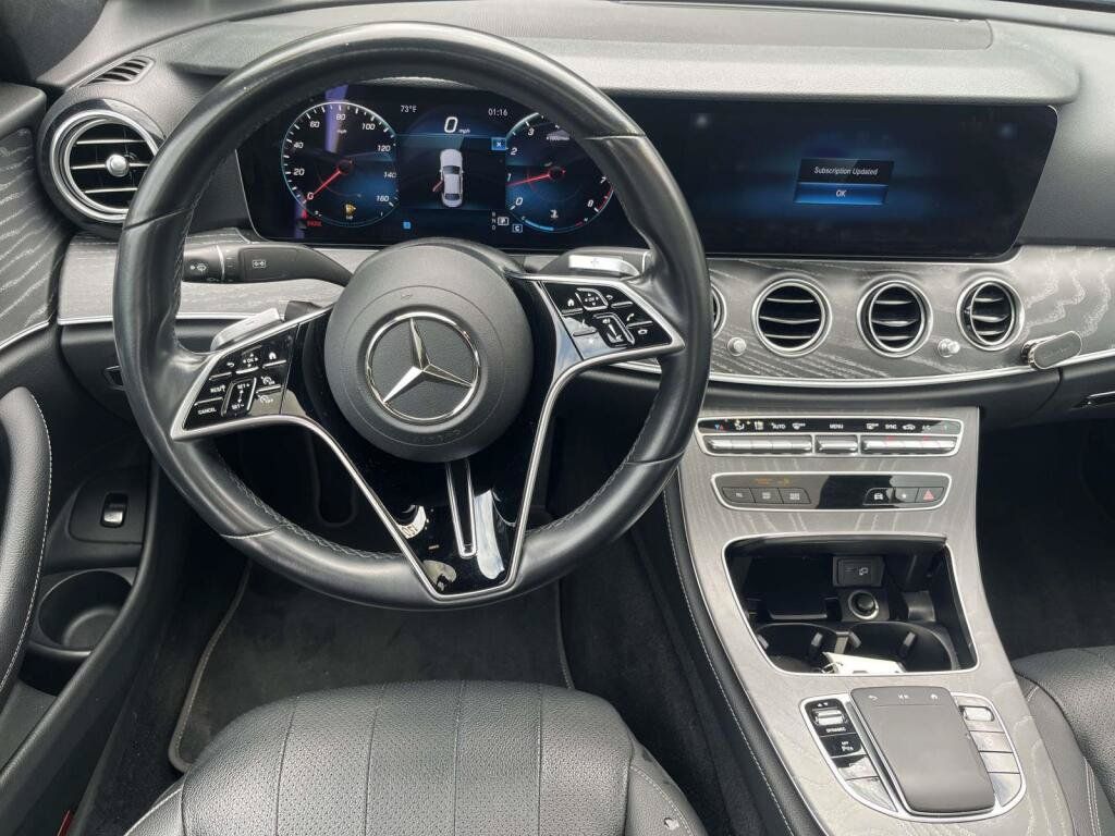Used 2021 Mercedes-Benz E 350 4MATIC Sedan image 2
