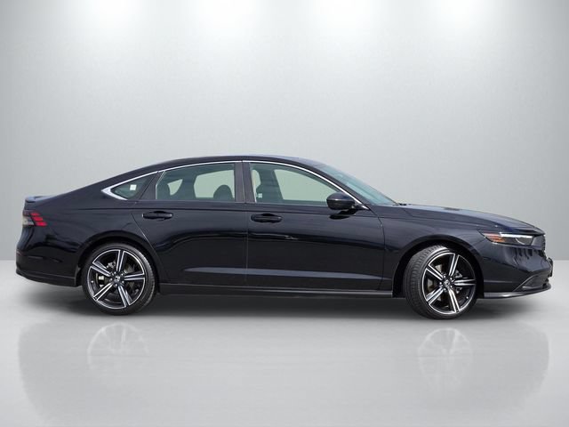 Used 2024 Honda Accord Sport image 3