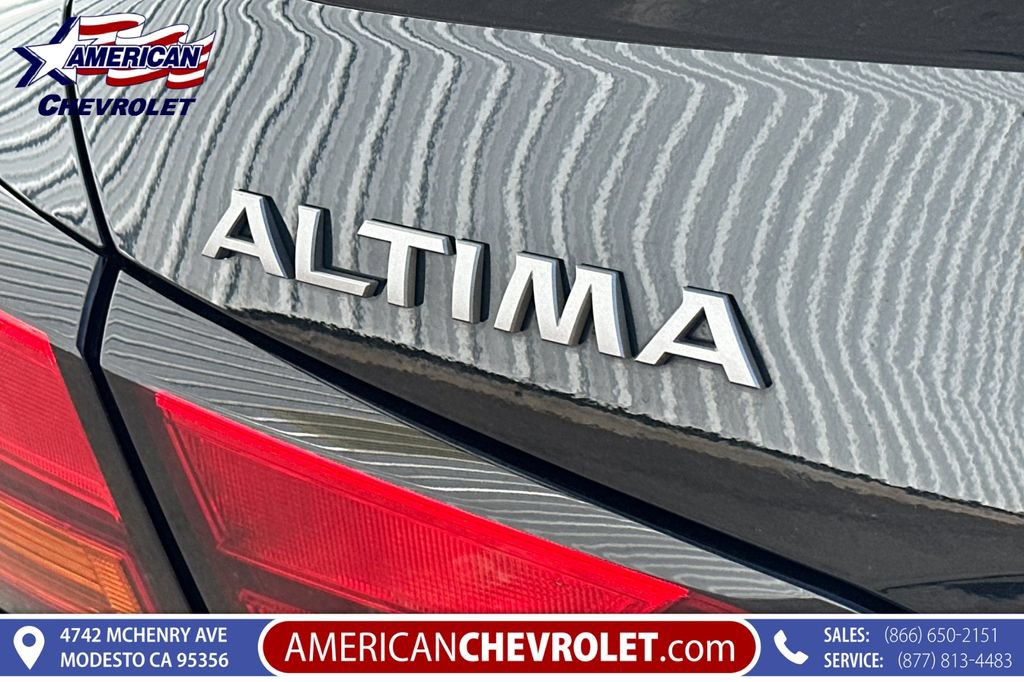 Used 2025 Nissan Altima 2.5 SV FWD image 37