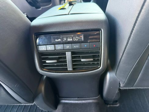 Used 2018 MAZDA CX-9 Touring FWD image 24