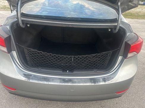 Used 2015 Hyundai Elantra SE w/ Option Group 02 image 28