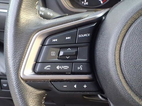 Used 2023 Subaru Ascent Premium w/ Convenience Package image 16