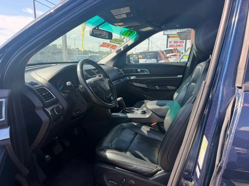 Used 2017 Ford Explorer Limited AWD/4WD image 8