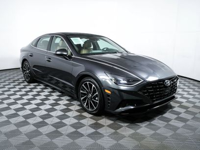 Used 2021 Hyundai Sonata Limited w/ Preferred Accessory Package