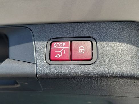 Used 2022 Mercedes-Benz GLB 35 AMG 4MATIC image 10