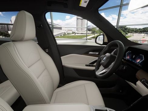 New 2026 BMW X1 xDrive28i w/ Technology Package image 9