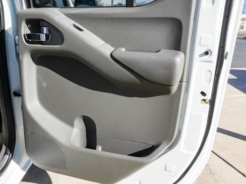 Used 2017 Nissan Frontier SV w/ SV Value Truck Package image 26