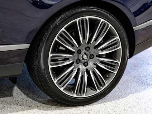 Used 2018 Land Rover Range Rover Long Wheelbase Supercharged image 56