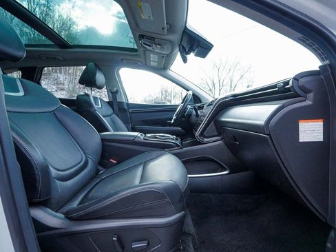 Used 2024 Hyundai Tucson Limited image 45